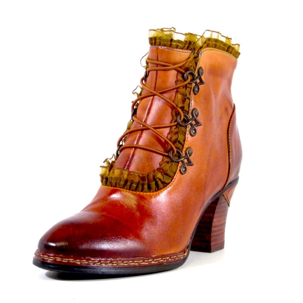 Chelsea Crew Galleria Boot